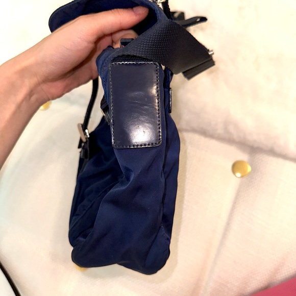 Prada crossbody bag navy re-nylon with pocket and buckle - Picture 4 of 12